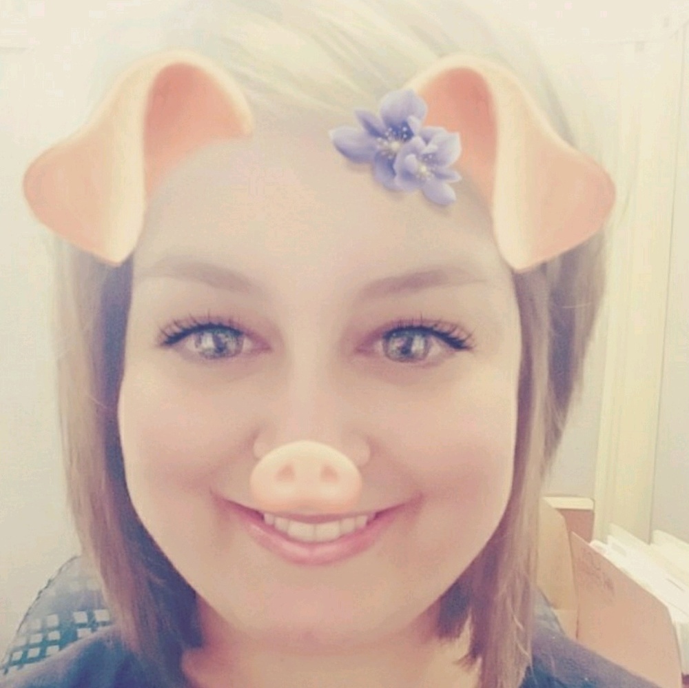 Meet your Posher, Apryll